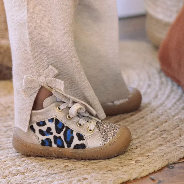 pom-d-api-yaka-star-chaussures-premiers-pas-lam-kamari-champan-multi-beige-fille image 1