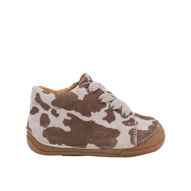babybotte-zoha-chaussure-premiers-pas-fille-rose-imprim-vache image 1