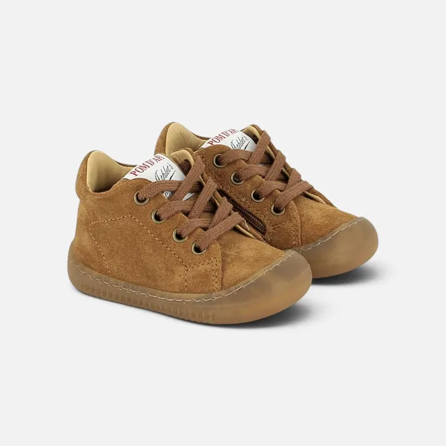pom-d-api-yaka-walk-chaussure-premiers-pas-gar-on-camel-velours-barefoot image 1