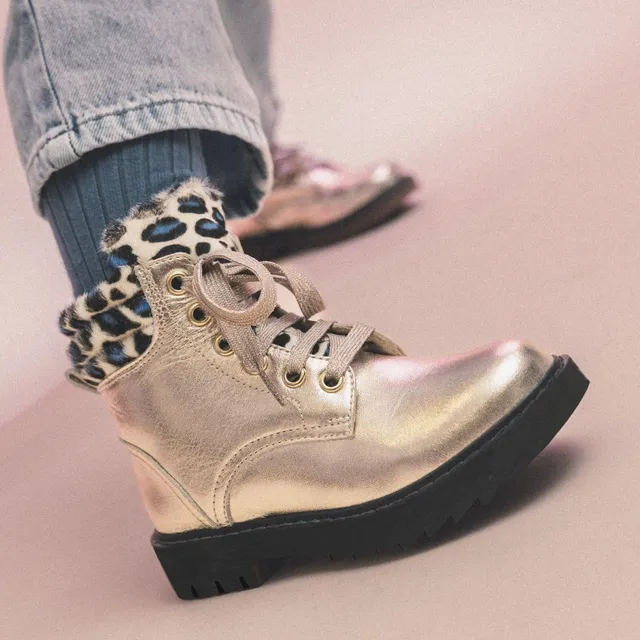 pom-d-api-sid-hi-bike-boots-montante-cuir-platine-semelle-noire-fille image 1